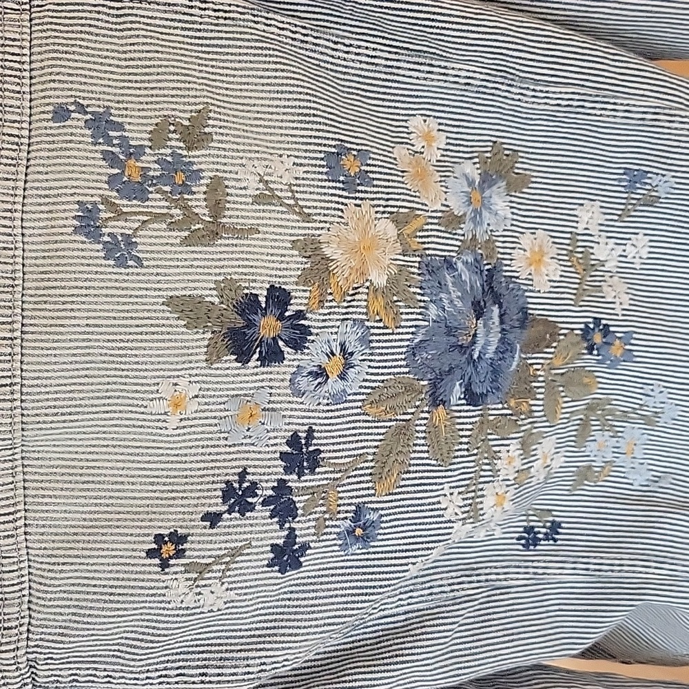Driftwood Lagoon Striped Floral Embroidered Denim Jacket - Picture 11 of 16